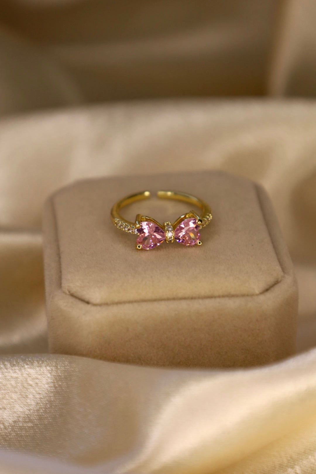 Crystal bow ring