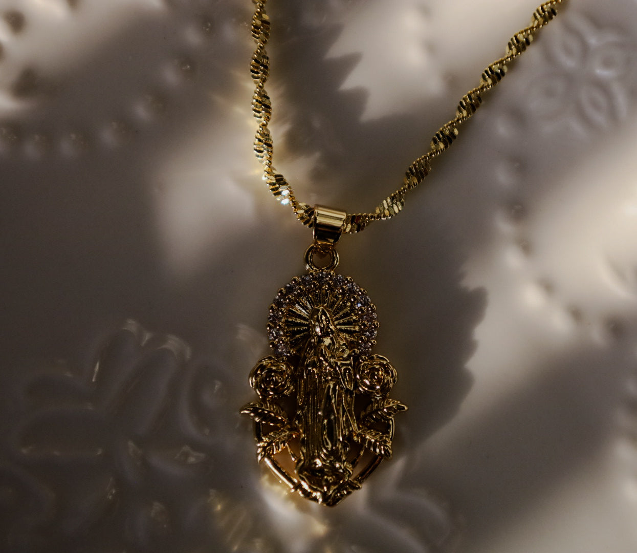 Laia necklace