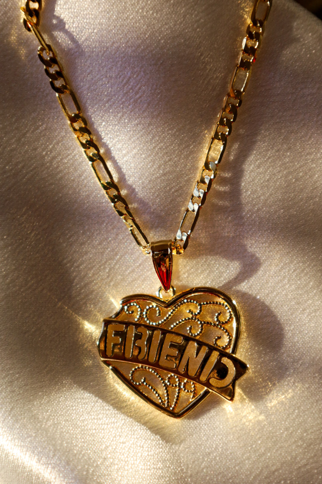 “Bestfriend” breakable necklace set