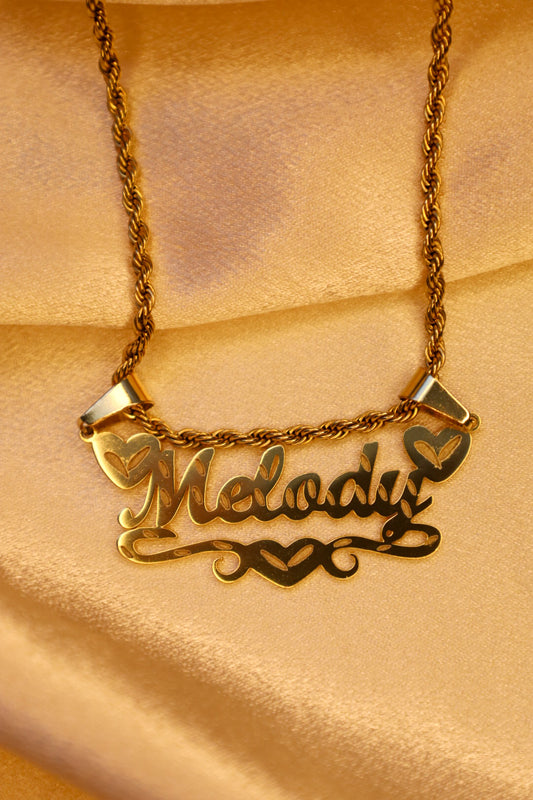 Heart custom nameplate necklace