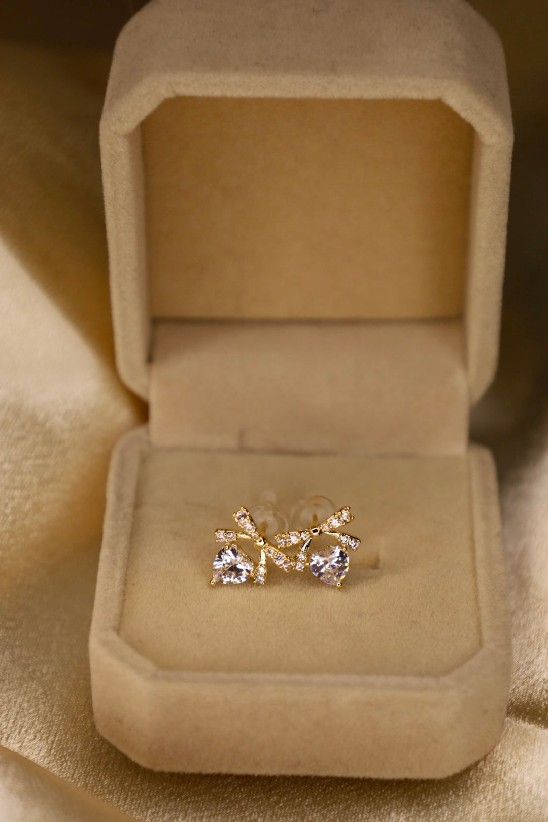 “Darling” bow earrings