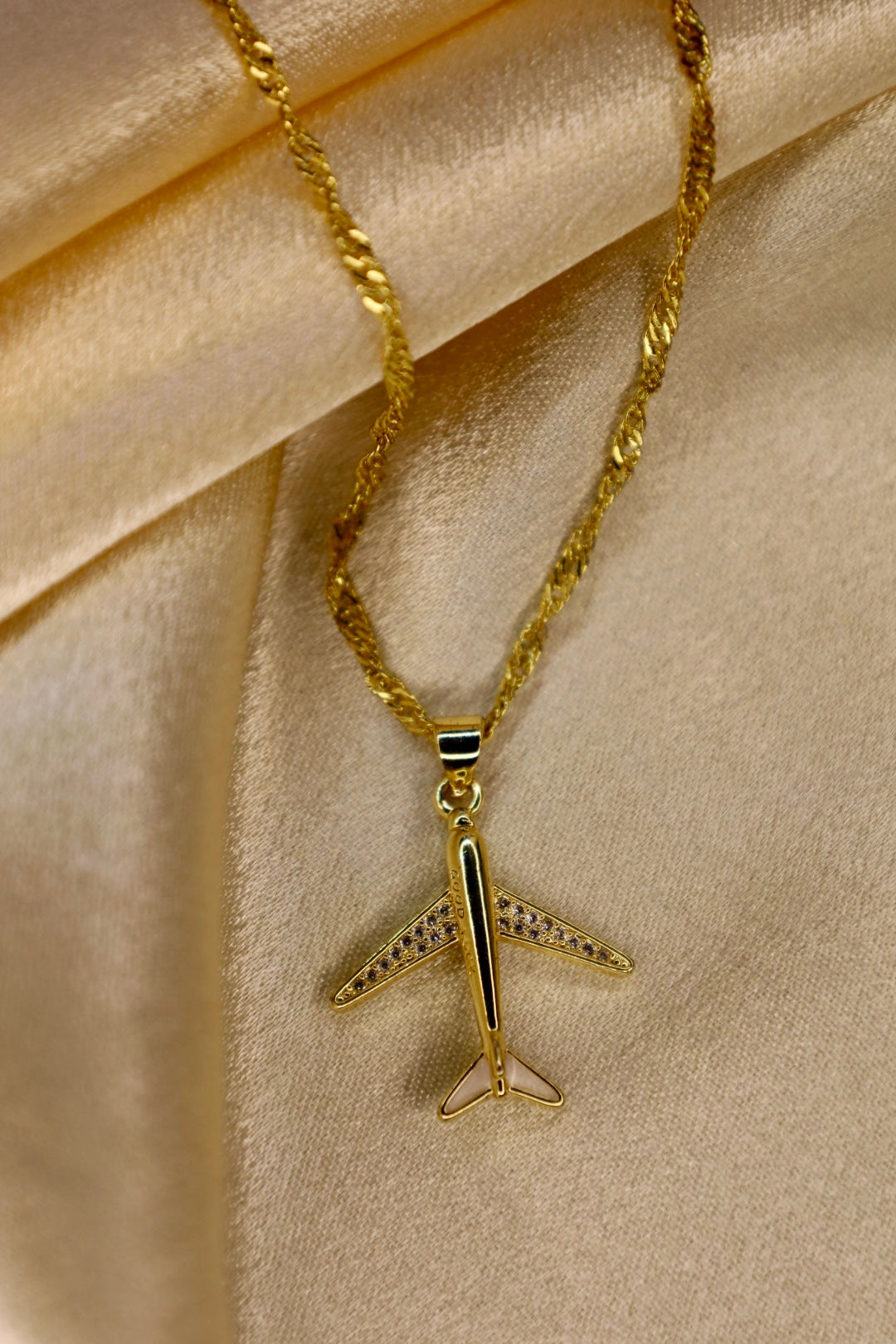 Airplane necklace
