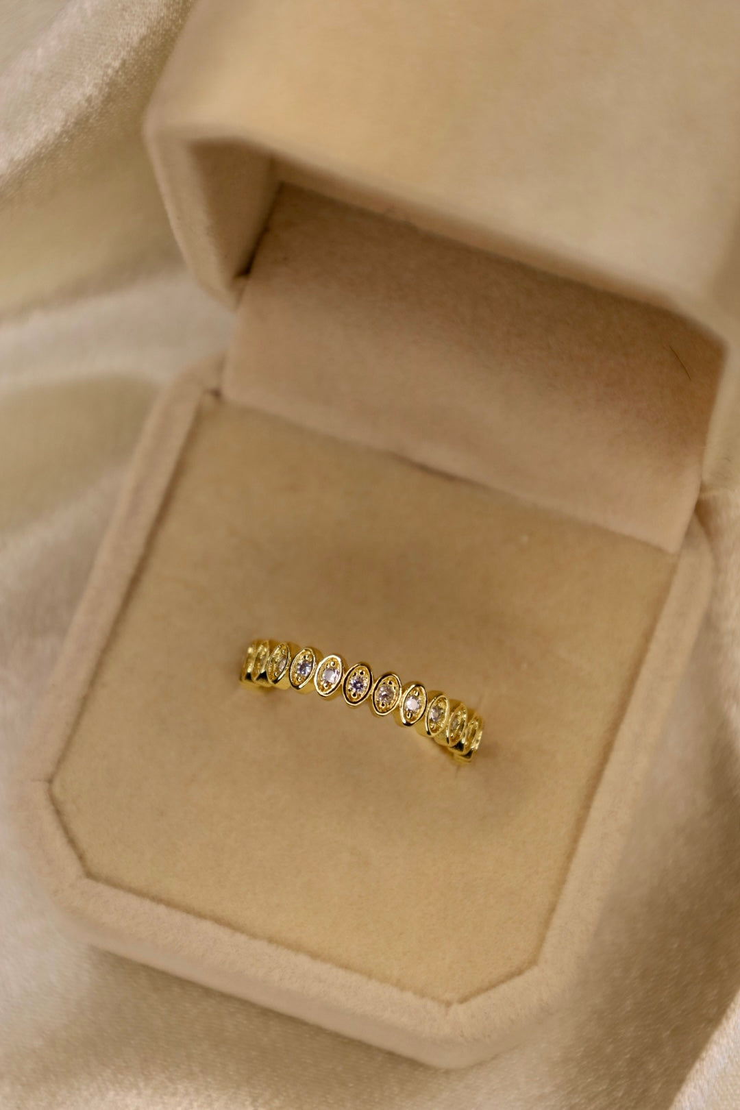 “Eirene” ring (adjustable)