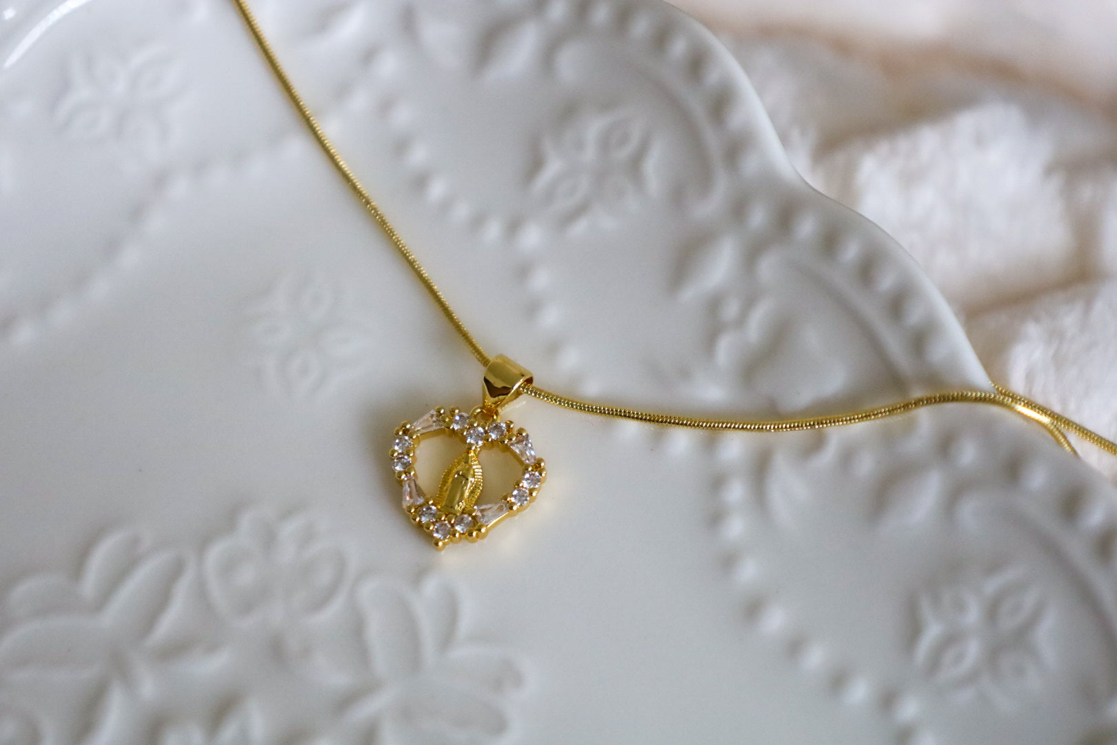 ♡Isabella heart necklace