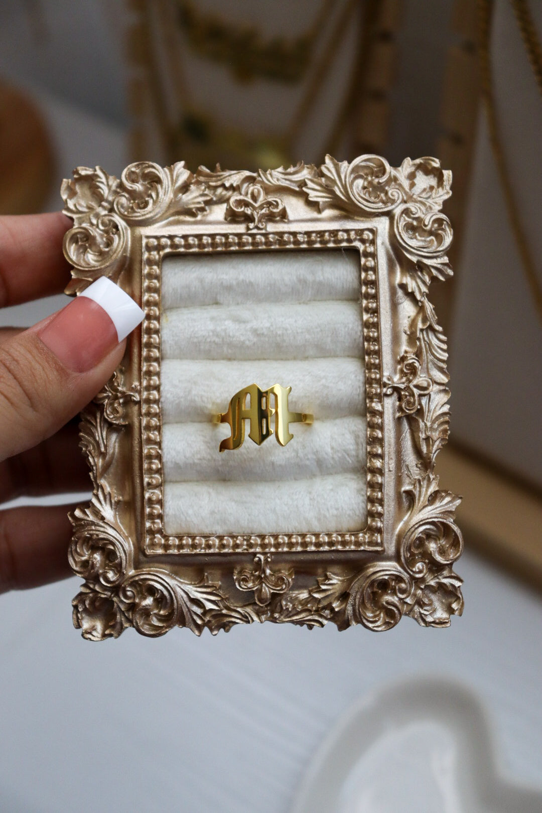 Old English Initial Ring