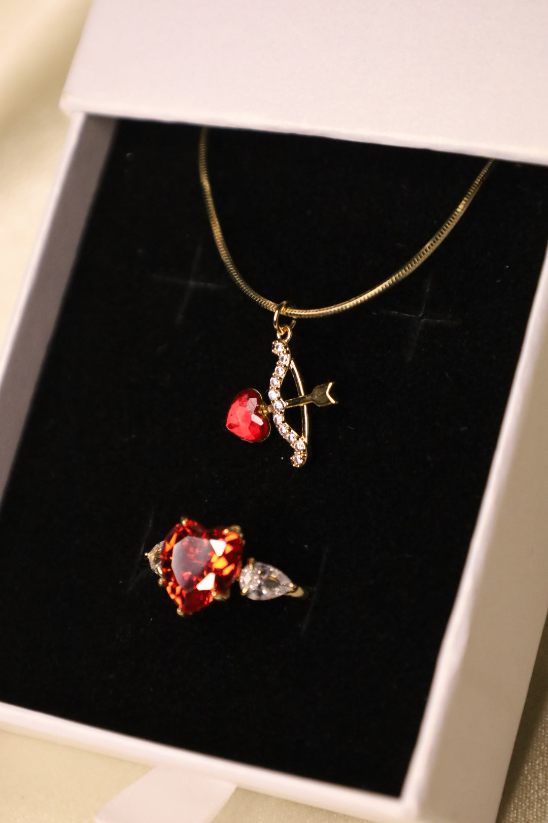 Cupid Jewelry Set