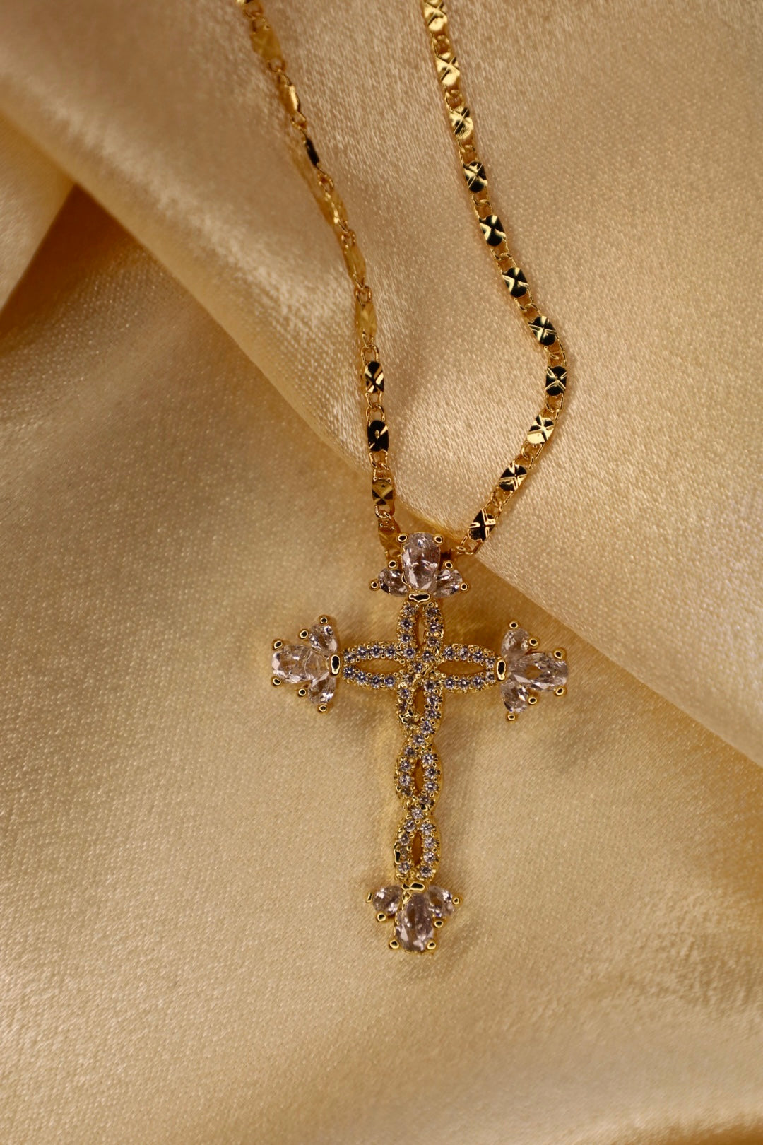 “Calia” cross necklace