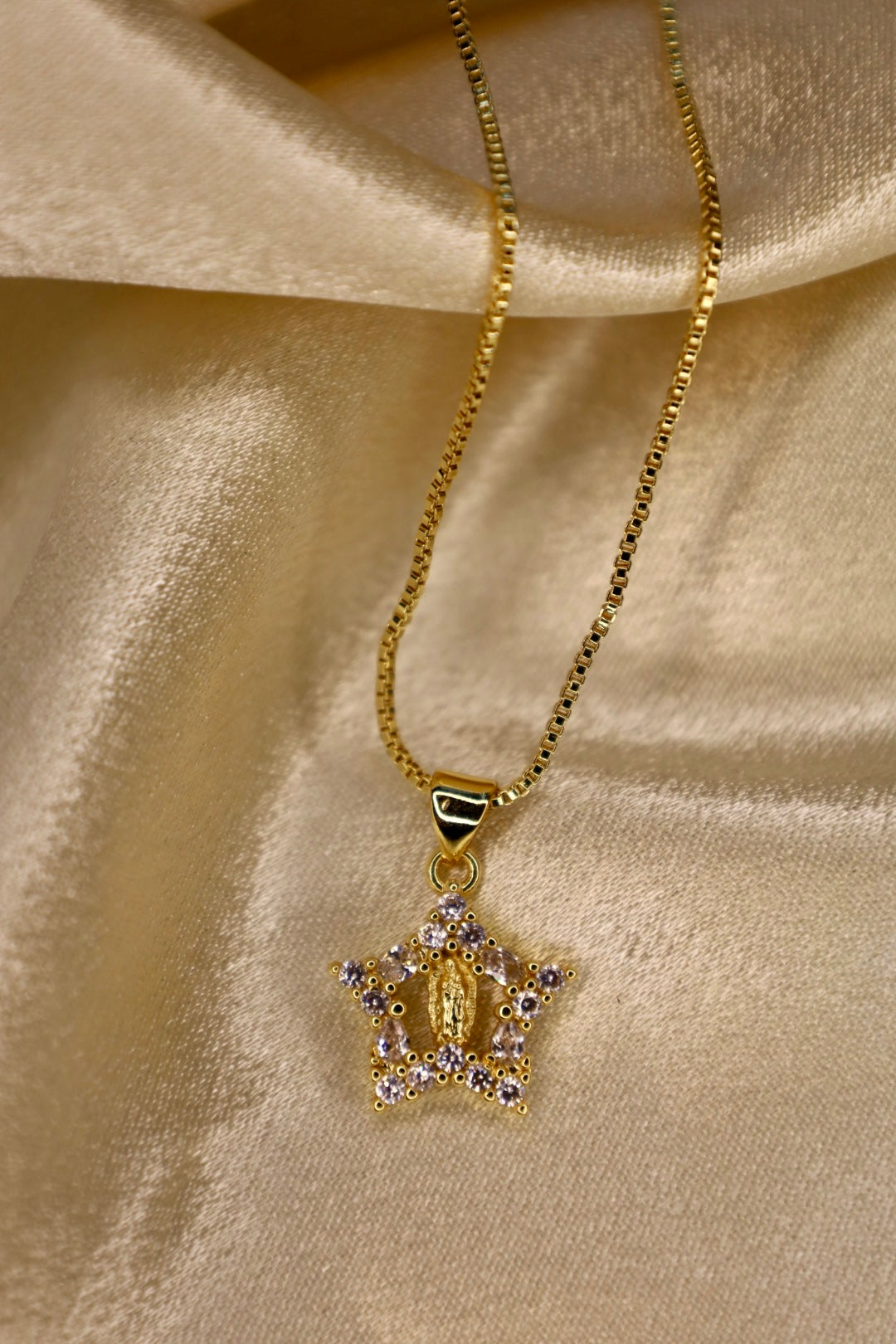 Dainty virgencita star necklace