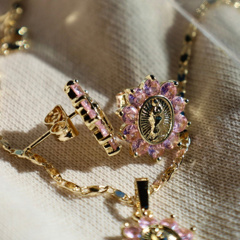 Rosella virgin mary set