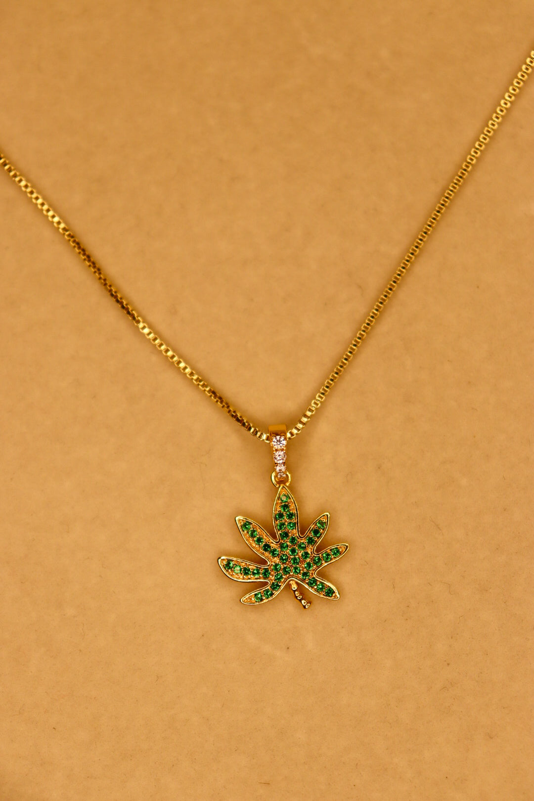 Sparkling Weed Necklace