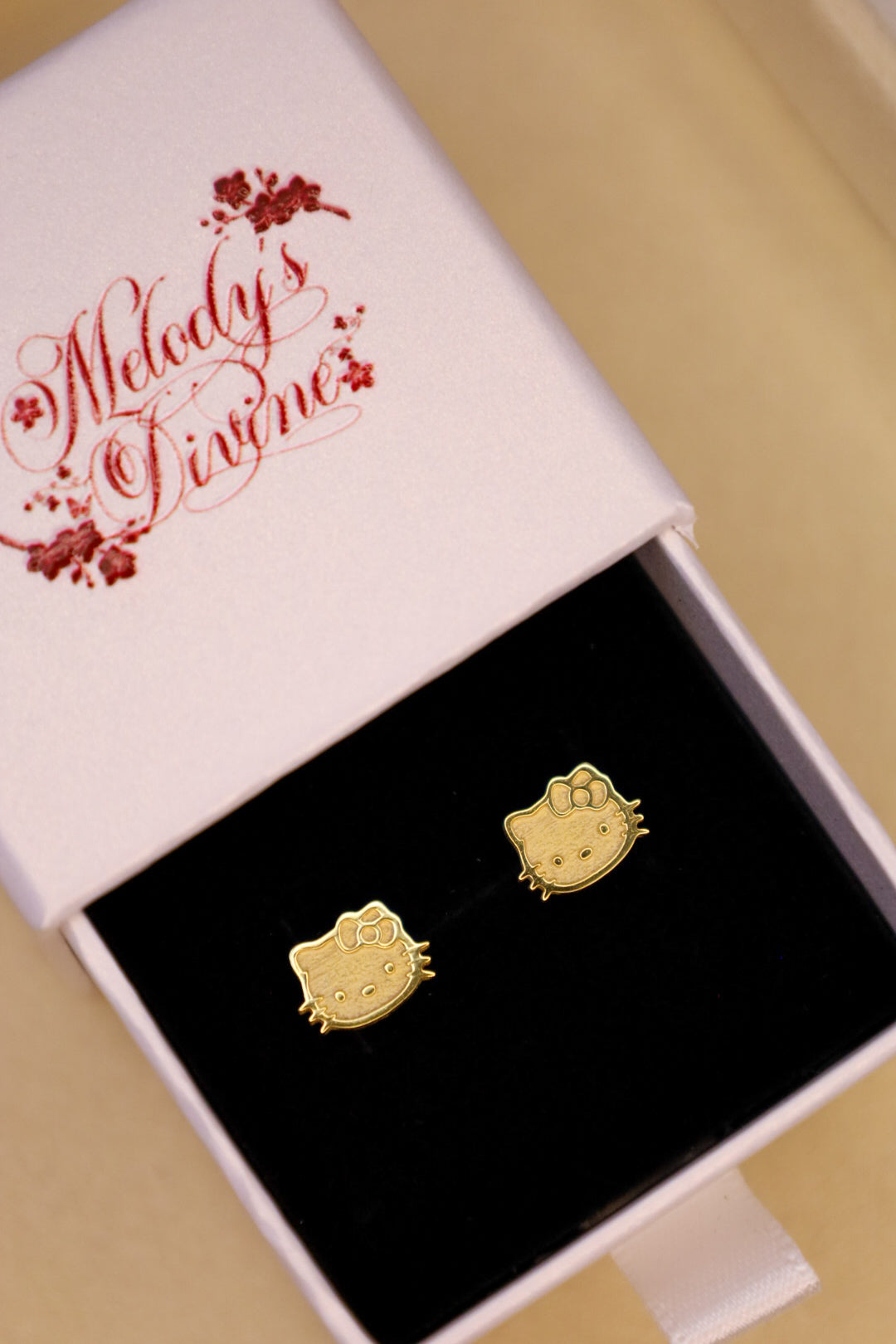 Hello Kitty Face Earrings