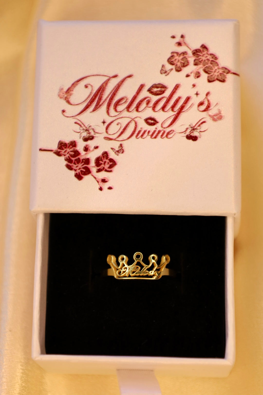 Custom crown name ring