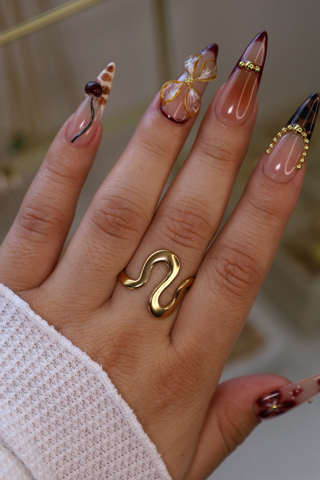 Aura Wave Ring