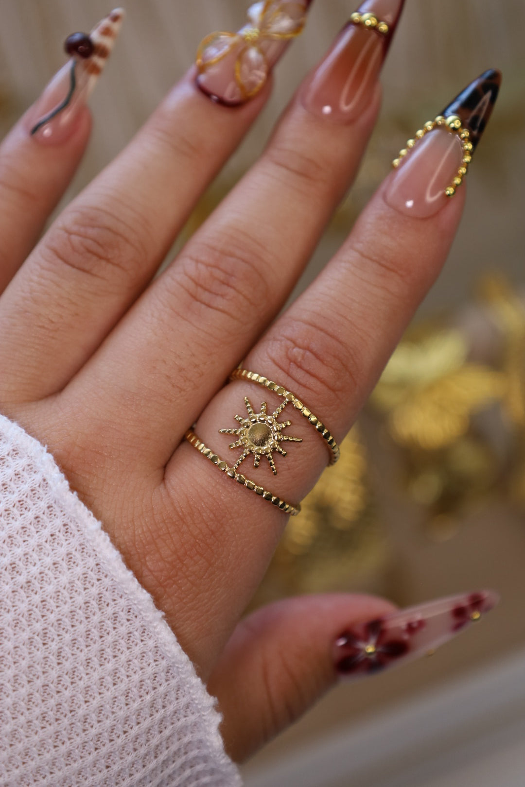 Solar Kiss Ring