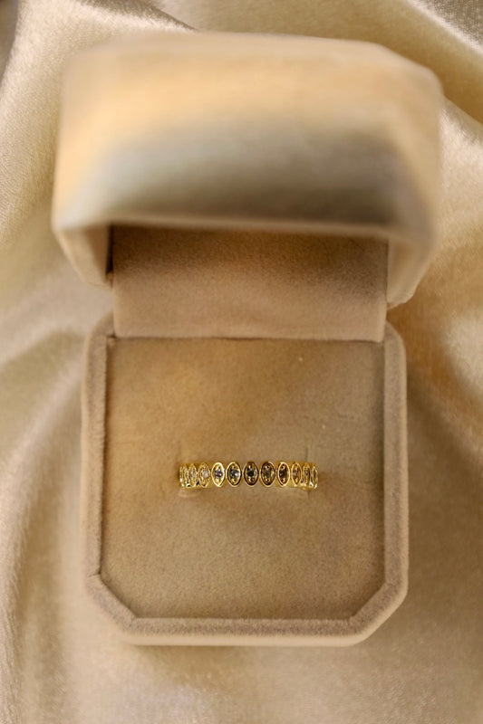 “Eirene” ring (adjustable)