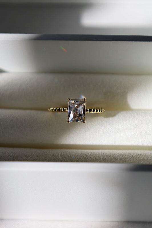 “Anastasia” Diamond ring