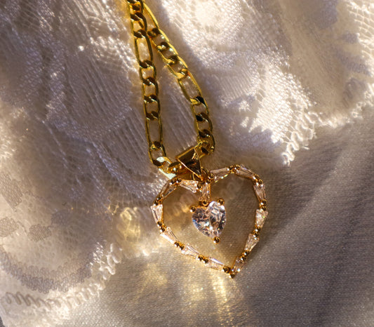 Evianna heart necklace