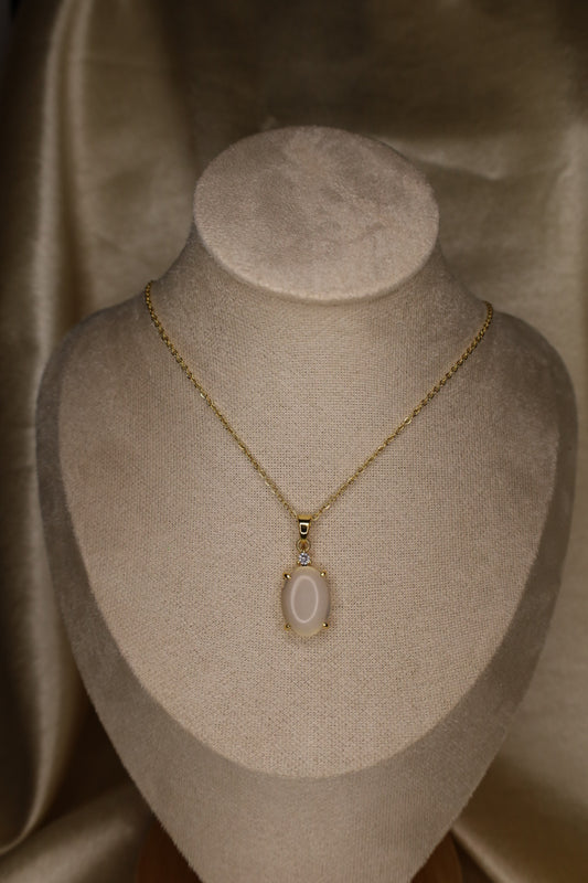 “Kataleya” stone necklace