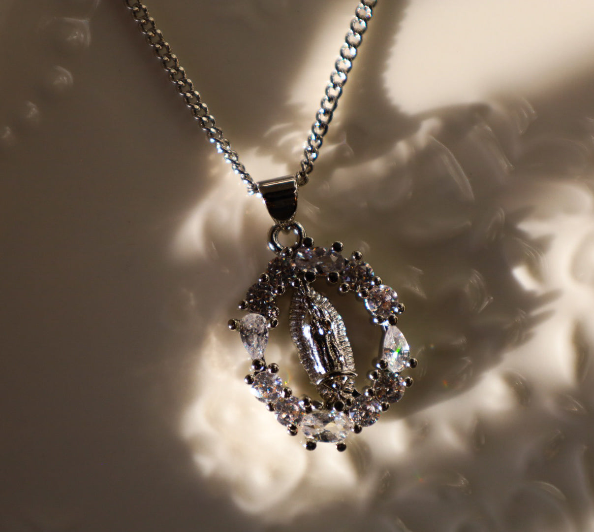 Maria necklace