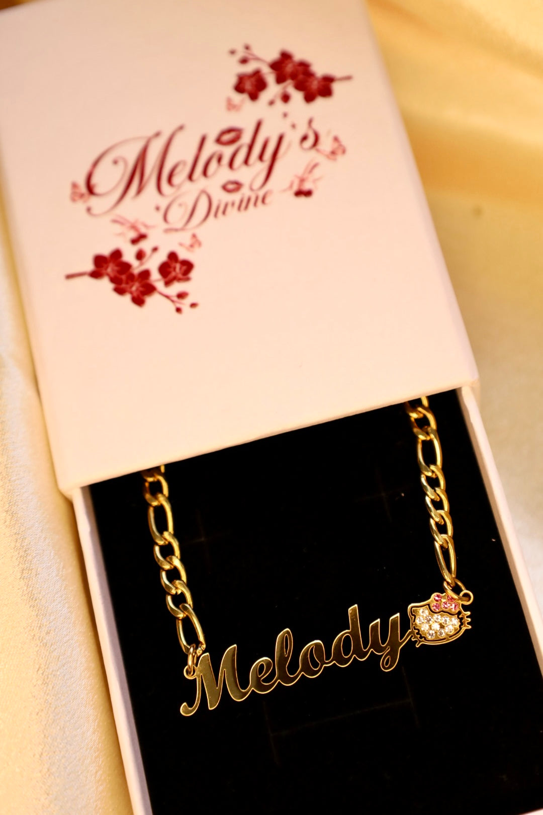 Bling hello kitty name necklace