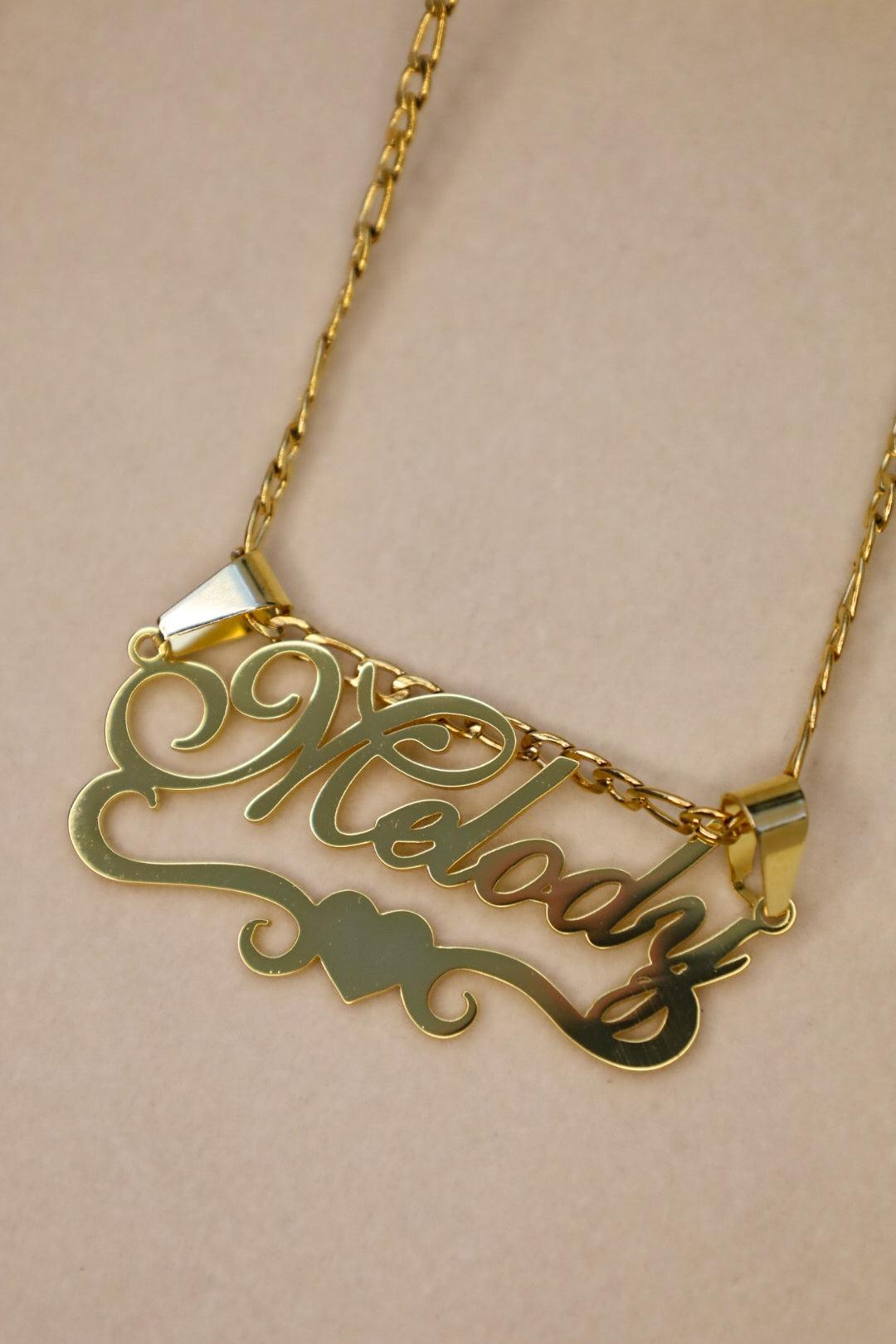 Heart design custom name necklace